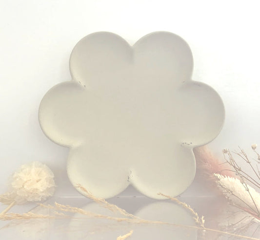 Daisy Dish (Black, White & Stone)