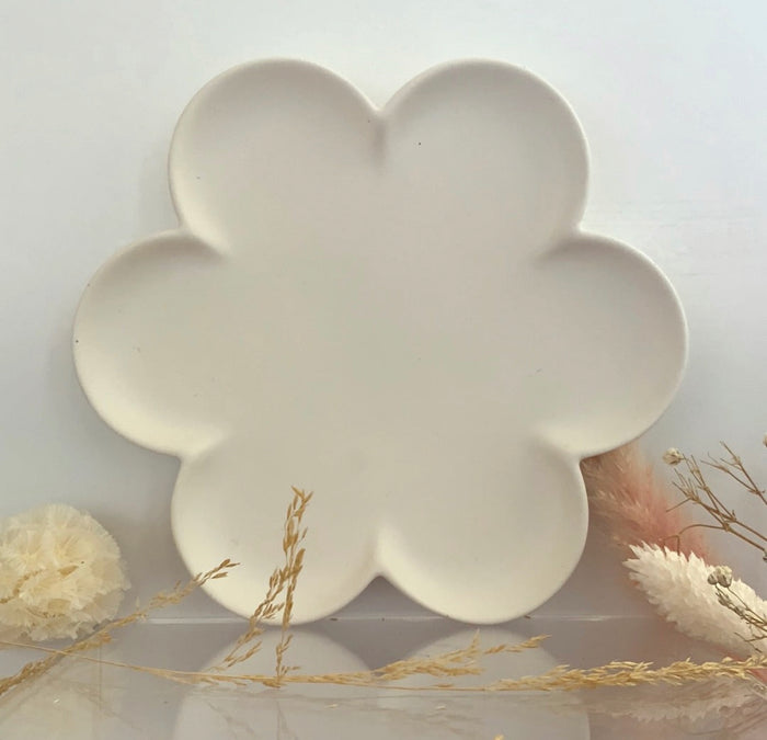 Daisy Dish (Black, White & Stone)