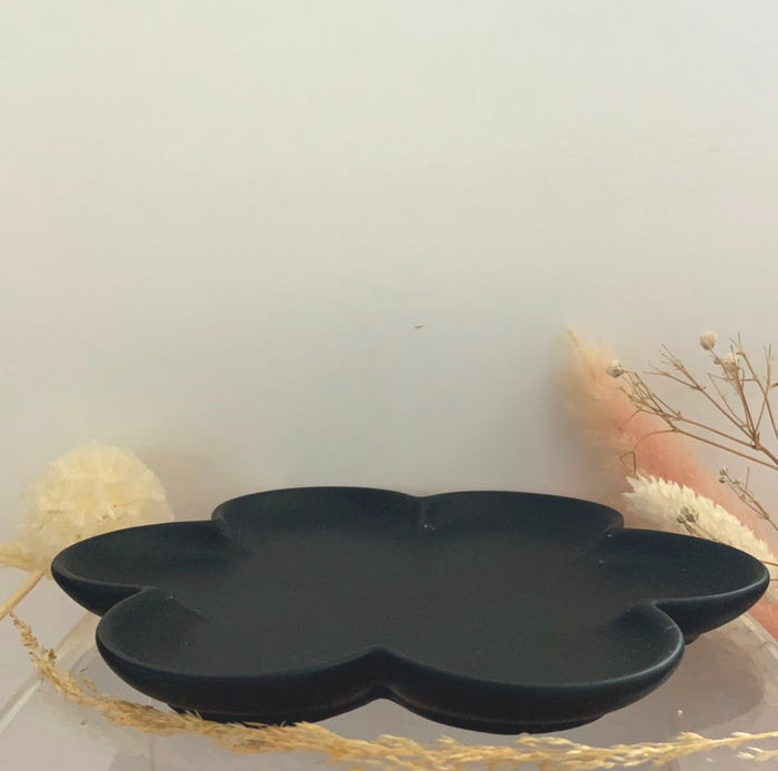 Daisy Dish (Black, White & Stone)