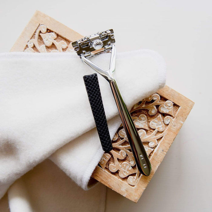 Grip Sleeve For Pivoting Head Stainless Steel Razor