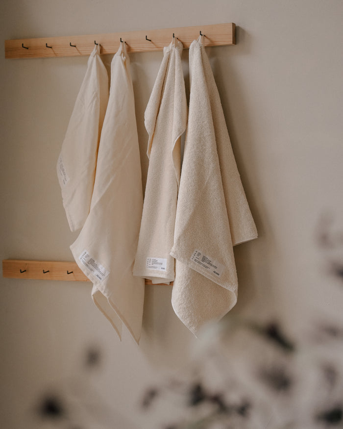 HEAVYTOWEL Bath Towel - Bone White