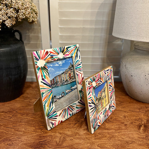 Multi-Color Frame