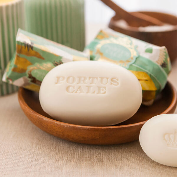 Portus Cale White Crane Aromatic Soap
