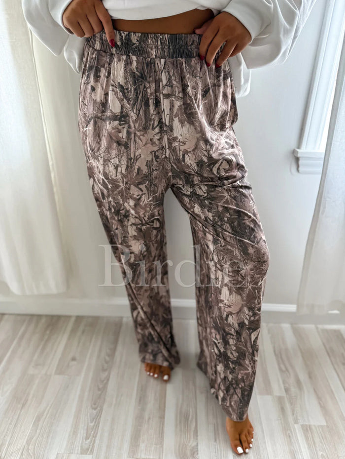 PREORDER: Dark Camo Stretchy Lounge Pants Preorder // eta 3-4 weeks