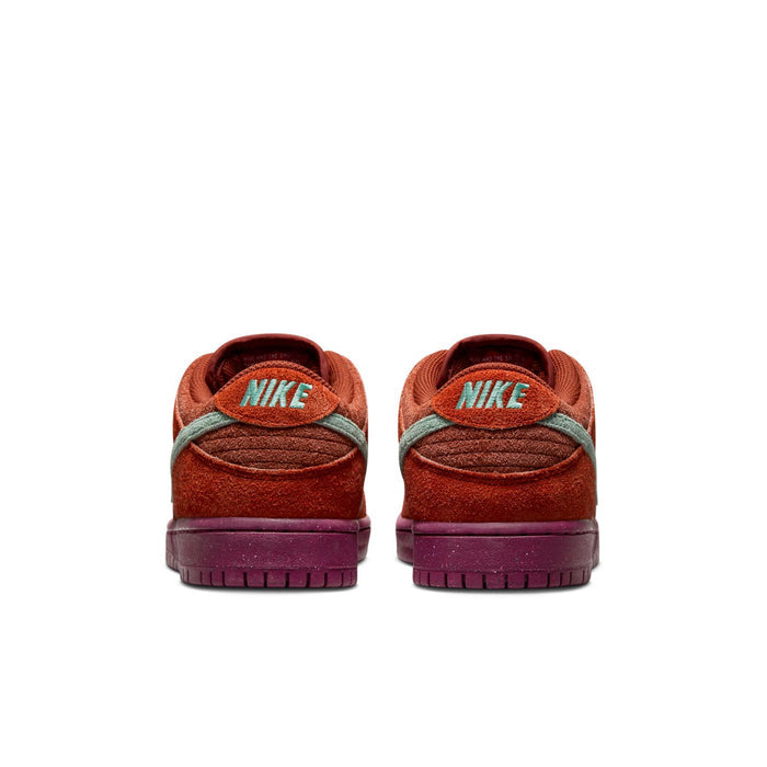 Nike SB Dunk Low Pro PRM Mystic Red/Emerald  Rise
