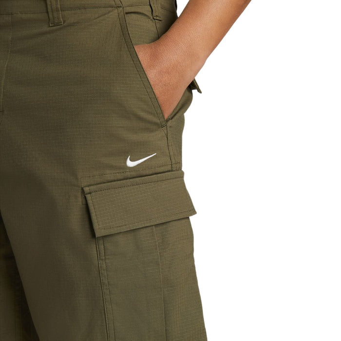 Nike SB Regular Cargo Short Olive