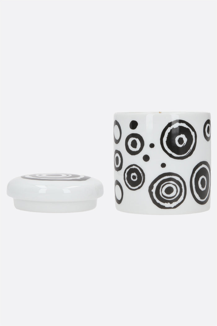 scented candle with cover