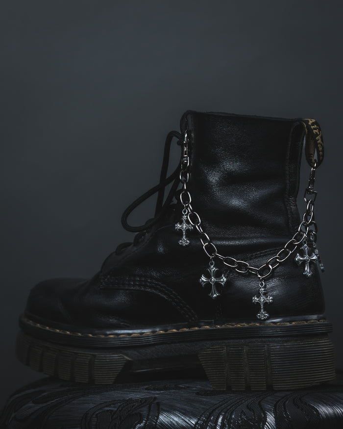 Silent Vow Boot Charm