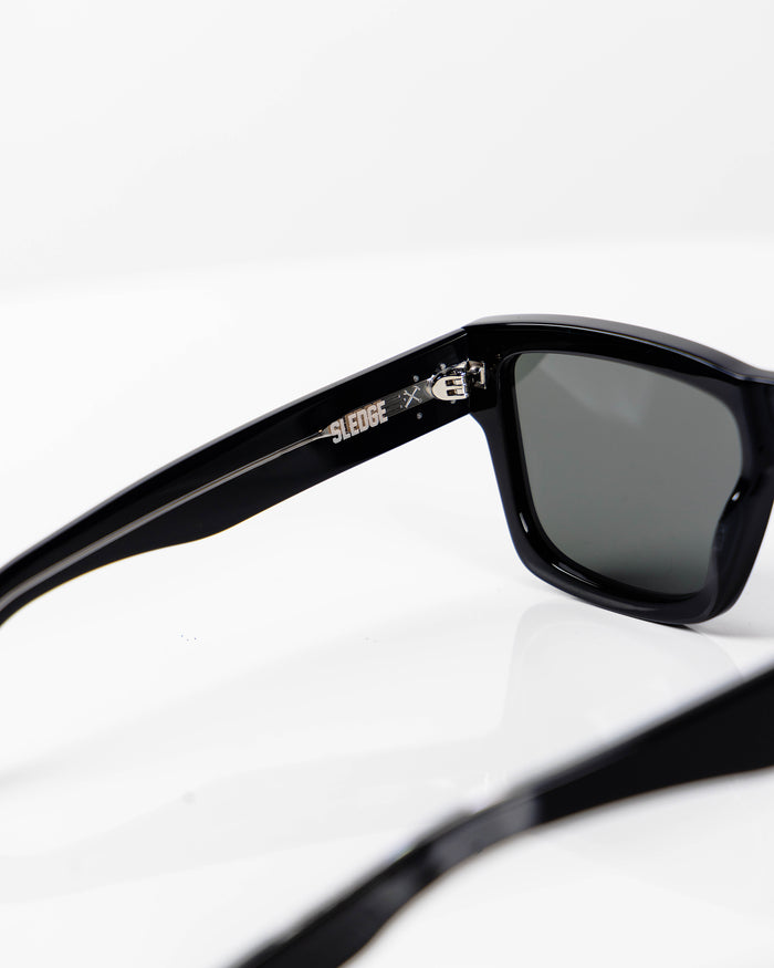 Sledge Sunglasses - Black & Chrome