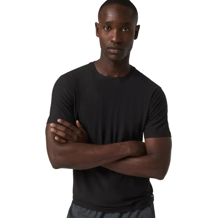 Vuori Men's Strato Tech Short-Sleeve Tee