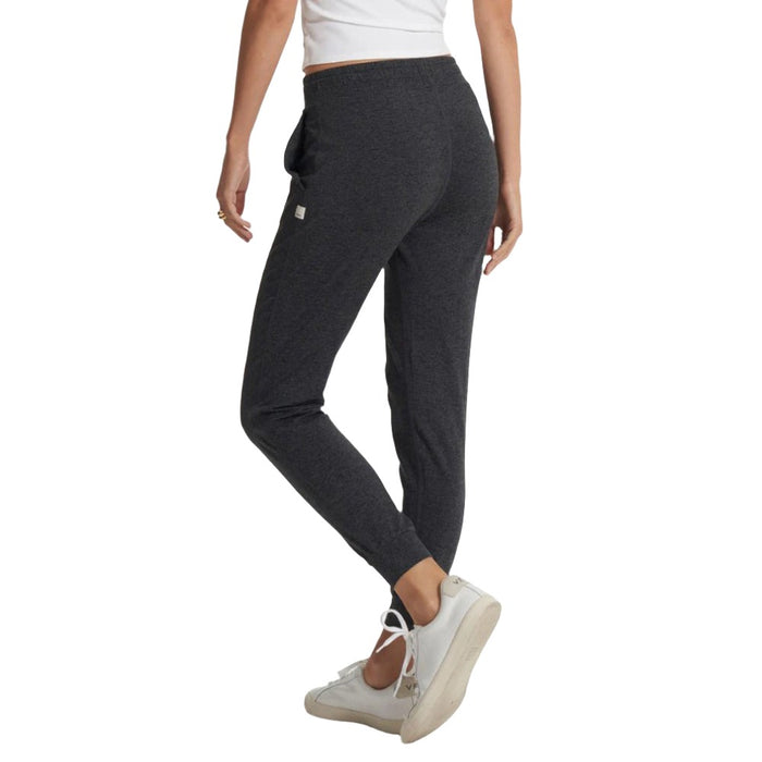 Vuori Women's Performance Jogger in Charcoal Heather